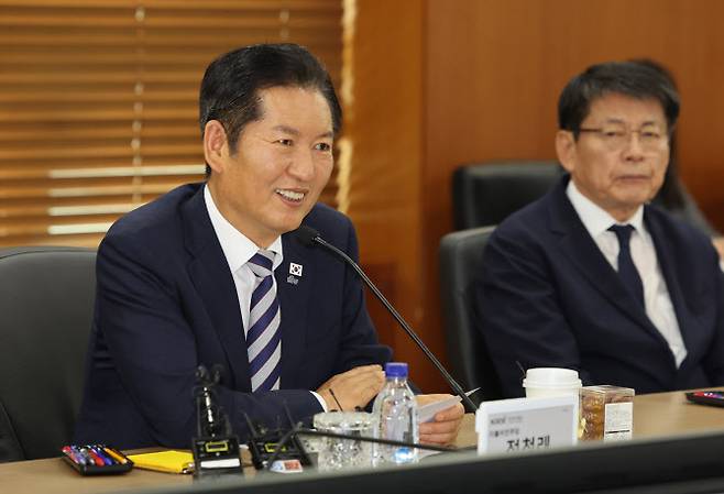 정청래 더불어민주당 대표가 30일 서울 여의도 한국거래소에서 열린 자본시장 현장 간담회에서 발언을 하고 있다. (사진=연합뉴스)