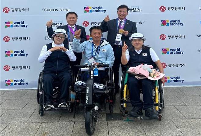 2025 세계장애인양궁선수권대회에서 수상한 선수들의 모습. 대한장애인양궁협회 제공