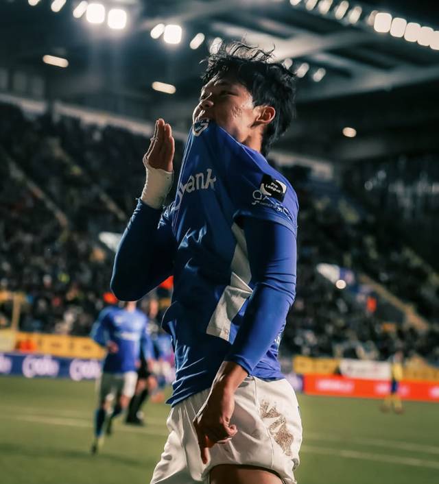 오현규의 골 세리머니. /사진=KRC헹크 SNS