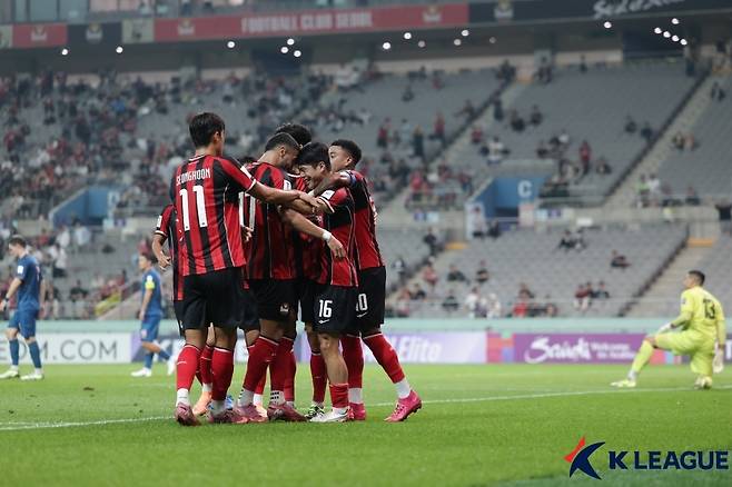 기뻐하는 FC서울 [한국프로축구연맹 제공. 재판매 및 DB 금지]