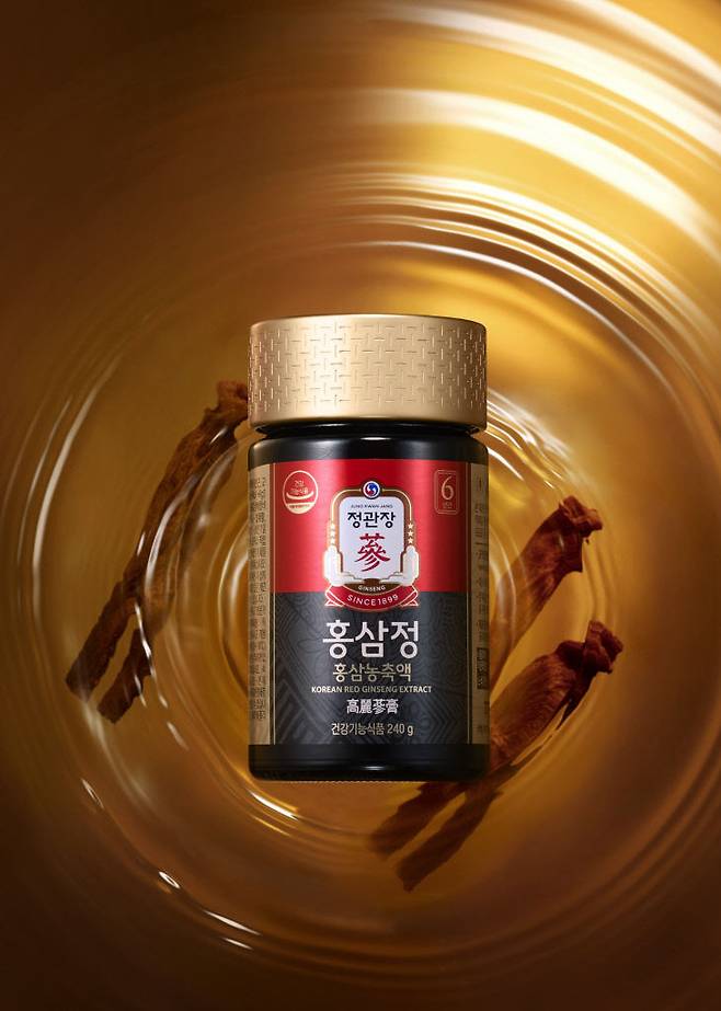 민족대명절인 추석을 앞두고 소중한 이에게 건강을 선물하는 것은 어떨까? 사진은 정관장의 스터디셀러인 '홍삼정'. /KGC인삼공사 제공
