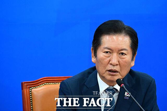 정청래 민주당 대표는 의혹 제기 직후 윤리감찰단과 서울시당에 철저한 조사와 위법사항이 있을 경우 징계조치 하도록 지시했다. /남윤호 기자