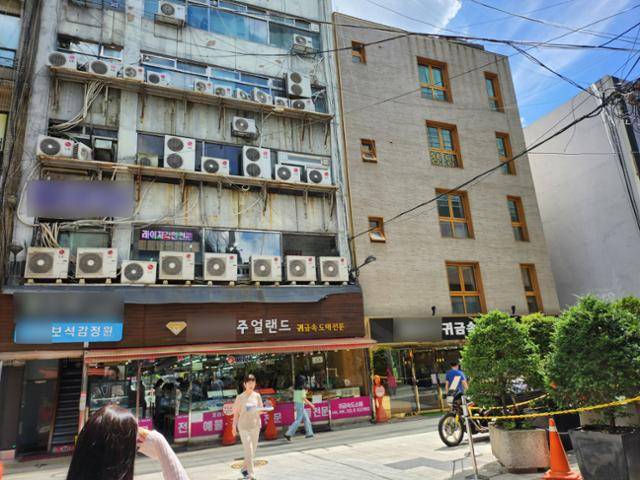 2일 서울 종로구 일대에 자리 잡은 주얼리 거리 모습. 송주용 기자