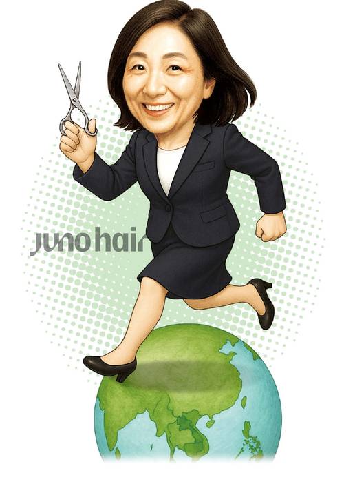 강윤선 준오헤어 대표 1960년생/ 1979년 무궁화기술고 졸업/ 1982년 준오미용실 성신여대점 개점/ 1998년 한양대학원 경영컨설턴트 과정 수료/ 2000년 준오헤어 대표(현) [일러스트 : 정윤정]