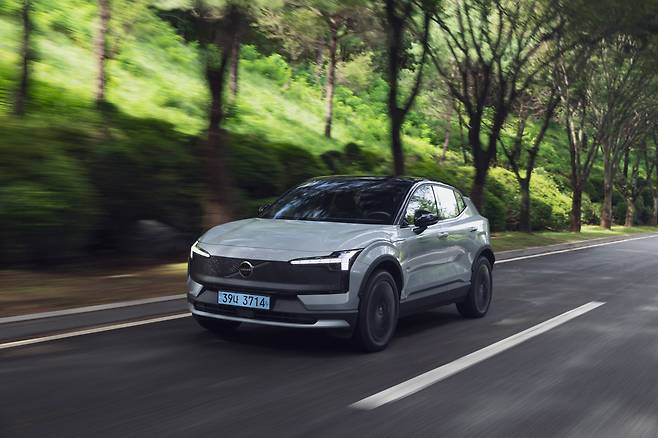 볼보자동차코리아의 EX30 크로스 컨트리./볼보자동차코리아 제공