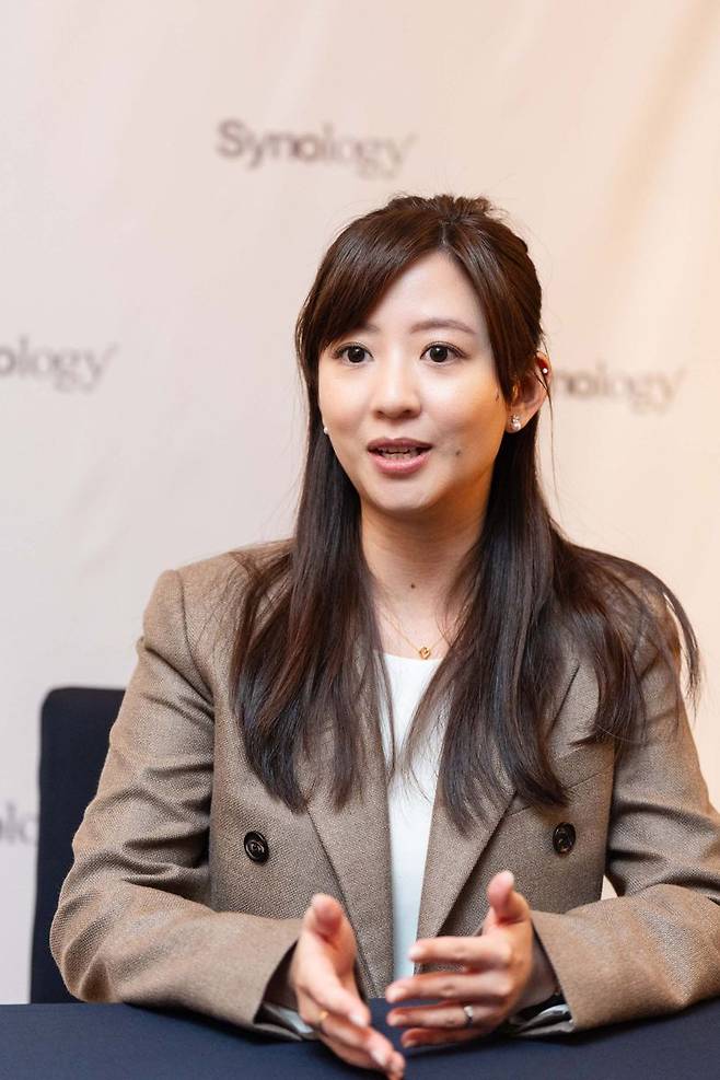 조앤 웡 시놀로지 국제 사업부 총괄 디렉터가 파이낸셜뉴스와 인터뷰하는 모습. 시놀로지 제공