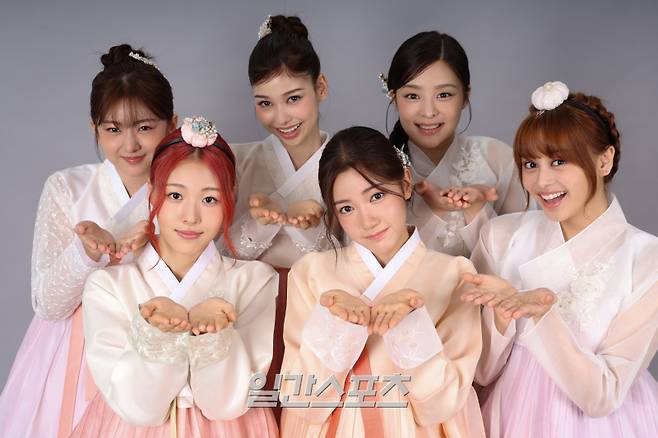 그룹 앳하트. (사진=서병수 기자 qudtn@edaily.co.kr)