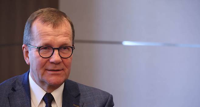 페카 페소넨 핀란드 농업부 차관이 매일경제와 인터뷰하고 있다.[이충우기자]