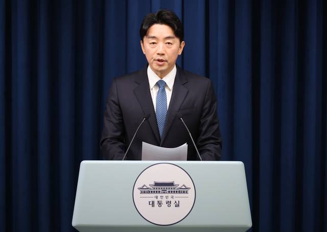 훈식 대통령비서실장이 지난 9월 9일 서울 용산 대통령실에서 인선 발표를 하고 있다. 연합뉴스