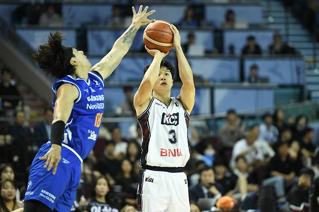 부산 KCC 허웅.(KBL 제공)