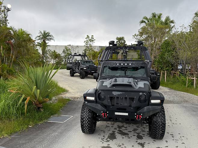 다이노소어 사파리의 군용차. / 오키나와(일본)=박진우 기자