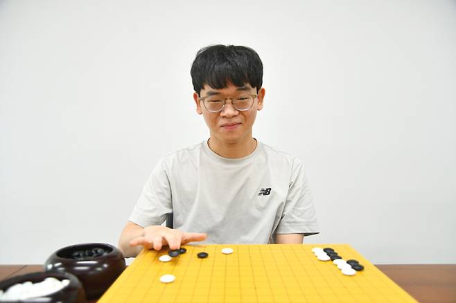 슈퍼컵 예선 승리로 프로 입단에 성공한 최환영 1단. 한국기원 제공