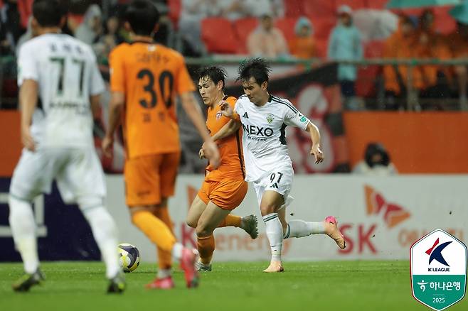 지난 5월 제주월드컵경기장에서 열린 제주 SK와 전북 현대의 경기 모습. /사진=한국프로축구연맹 제공