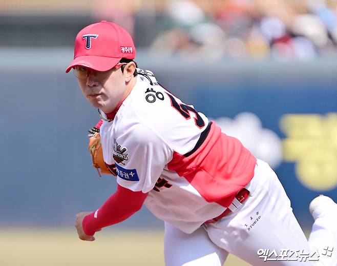 3일 오후 광주-KIA챔피언스필드에서 열릴 예정이었던 2025 신한 SOL Bank KBO리그 삼성 라이온즈와 KIA 타이거즈의 정규시즌 팀 간 16차전이 우천으로 취소됐다. 두 팀의 경기는 4일 재편성됐다. 4일 선발투수는 삼성 육선엽, KIA 양현종이다. 엑스포츠뉴스 DB