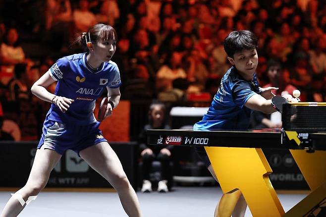일본의 하야타와 여자복식 호흡을 맞춘 주천희(오른쪽) [WTT 인스타그램 캡처. 재판매 및 DB 금지]