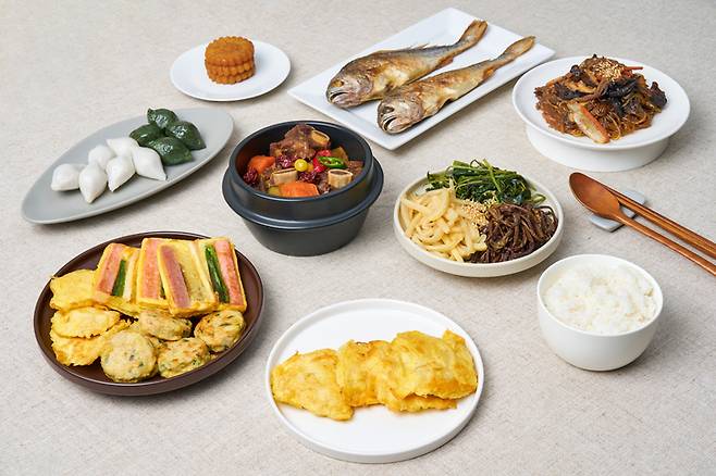 추석에 친지들과 어울리다 보면 음식 조절, 운동에 방심하기 쉽다. 사진=게티이미지뱅크