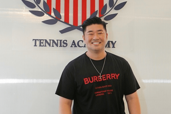 독특한 이론과 남다른 강습법을 활용하는 이동혁 테니스 코치, 테니스 코리아