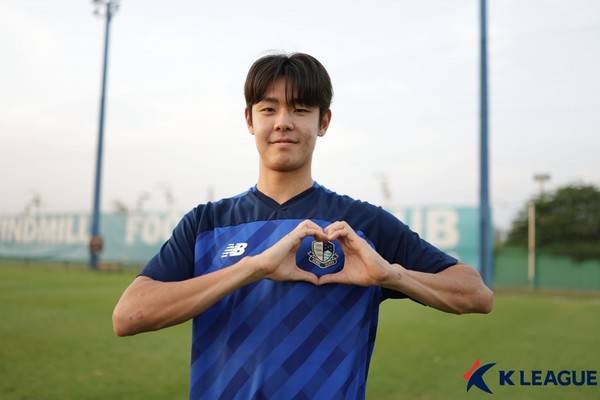 백지웅(서울이랜드). 한국프로축구연맹 제공