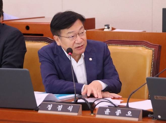 국회 국토교통위원회 소속 정점식 국민의힘 의원.