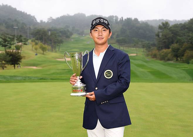 [서울=뉴시스] 한국프로골프(KPGA) 투어 경북오픈에서 우승한 옥태훈. (사진=KPGA 홈페이지 캡처) 2025.10.04. photo@newsis.com *재판매 및 DB 금지