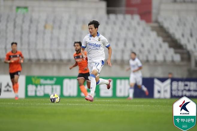 [서울=뉴시스] 프로축구 K리그2 인천 유나이티드의 박승호. (사진=한국프로축구연맹 제공) *재판매 및 DB 금지