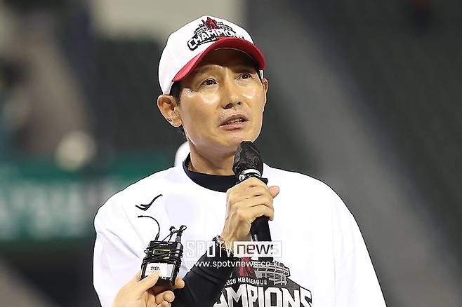 ▲ 염경엽 감독은 문보경이 9월 들어 전체적으로 타이밍이 맞지 않는다고 분석했다 ⓒ곽혜미 기자