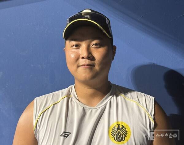 상무 한동희가 1일 고척에서 열린 KT 위즈와의 퓨처스 챔피언 결정전을 앞두고 취재진을 만났다. (사진=스포츠춘추 박승민 기자)