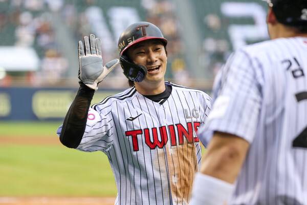 LG 내야수 신민재는 올시즌 풀카운트에서 가장 많은 안타를 때려낸 선수다. (사진=LG 트윈스)