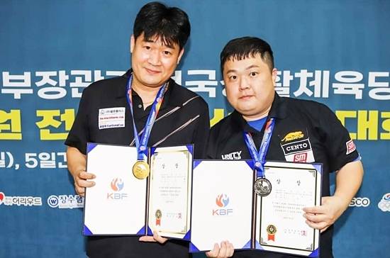 2023년 남원 문체부장관기대회에서는 부산BMC 노대영(왼쪽) 회원이 A조 우승을 차지했다. (사진=대한당구연맹)