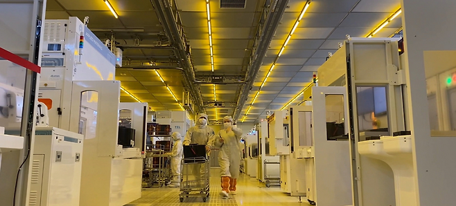 전직 삼성전자·하이닉스반도체(현 SK하이닉스) 임원 출신 최진석 씨가 중국 청두에 설립한 ‘청두가오전’ 공장 내부. [홈페이지 캡처]