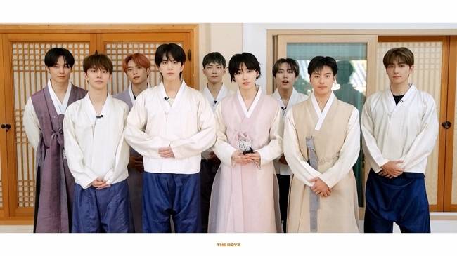 원헌드레드 제공