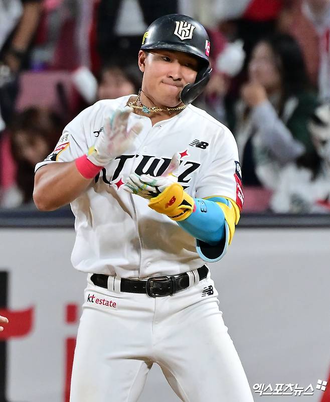 2025시즌 KBO리그 신인상 수상이 유력한 KT 위즈 외야수 안현민. 사진 엑스포츠뉴스 DB