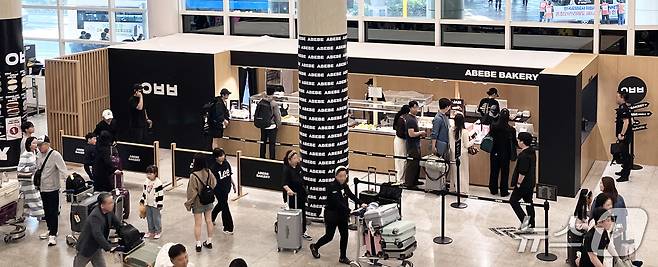 제주국제공항 1층 국내선 도착 대합실에 있는 '아베베 베이커리' 팝업 스토어.(한국공항공사 제주공항 제공, 재판매 및 DB 금지)