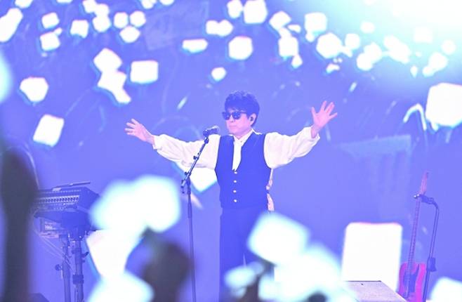 조용필 콘서트, 특집 방송 '조용필, 이 순간을 영원히' 전석 무료 콘서트, 세대를 아우르는 노래