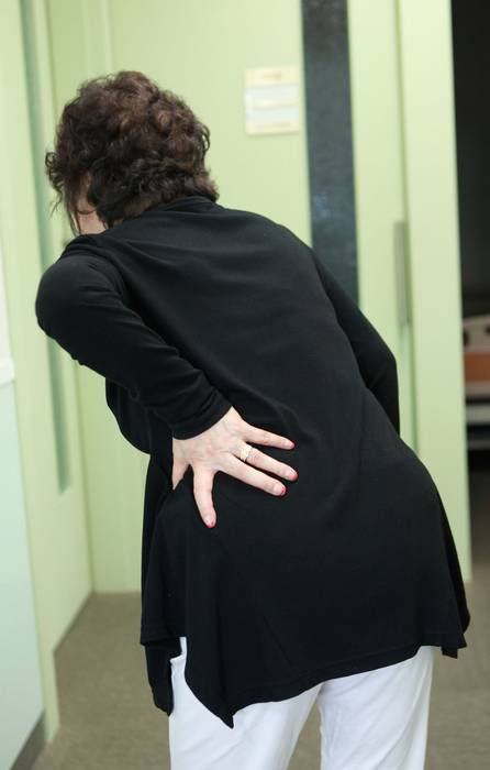 척추 환자 이미지(사진=미래본의원)