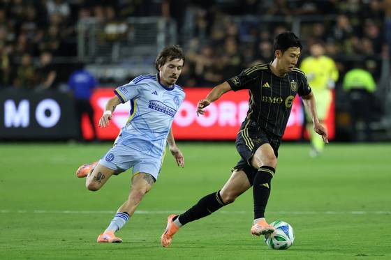 LAFC 손흥민(오른쪽). 로이터=연합뉴스