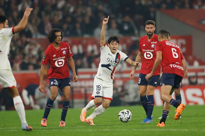 [릴=AP/뉴시스] 프랑스 리그1 파리 생제르맹(PSG)의 이강인. 2025.10.05.