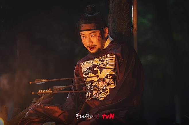 오의식은 극 중 이헌을 구하기 위해 제 몸을 희생해 죽음을 맞이한다. tvN 제공