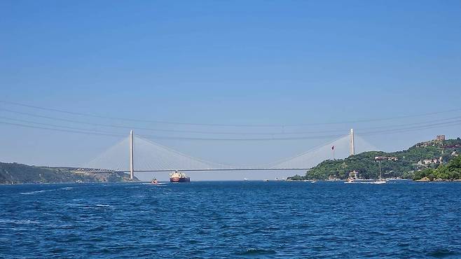 한국 기업이 건설한 보스포루스의 세 번째 다리 ‘야부즈 술탄 셀림 대교’. KOTRA 이스탄불무역관 제공