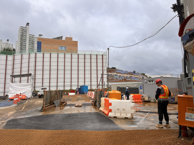 철산역 자이 공사 현장. 우영탁 기자