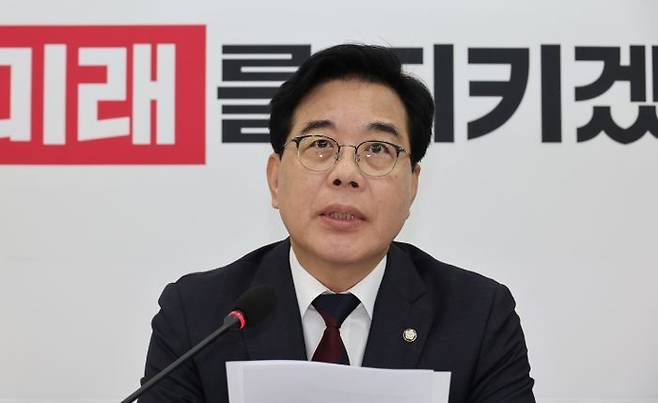 송언석 국민의힘 원내대표가 2일 오전 서울 여의도 국회에서 현안 관련 기자간담회를 하고 있다. ⓒ뉴시스