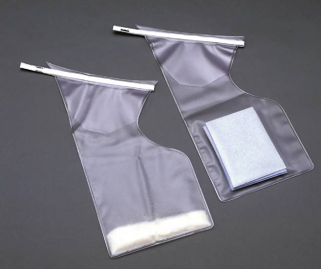 전투기 조종사들이 용변을 볼 때 사용하는 휴대용 간이 화장실인 ‘피들 팩’. 출처 판매 페이지 ‘AB1 SUPPLY’ 캡처