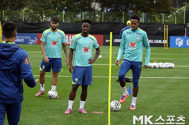 비니시우스 주니오르(사진 가운데). 사진=이근승 기자