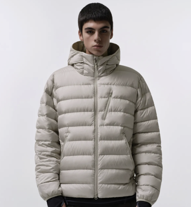 무신사 스탠다드 시티 레저 후디드 라이트 다운 재킷. 무신사 홈페이지 캡처