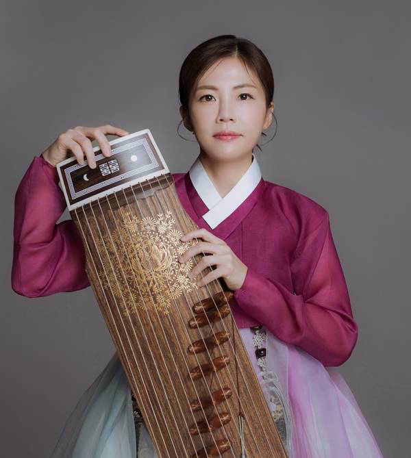 정자경 (사)소리국악합창단 대표가 남도 소리를 부울경 전 세대에 전하며 지역 국악 활성화에 힘쓰고 있다.