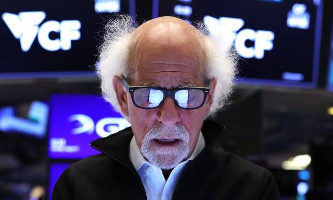 뉴욕 증시가 미국 연방정부 셧다운 8일째인 8일(현지시간) 기술주를 중심으로 상승하면서 스탠더드앤드푸어스(S&P)500과 나스닥이 다시 사상 최고 기록을 갈아치웠다. AFP 연합