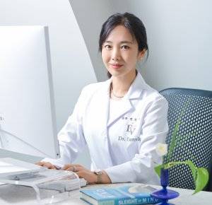 전은영 닥터은빛의원장