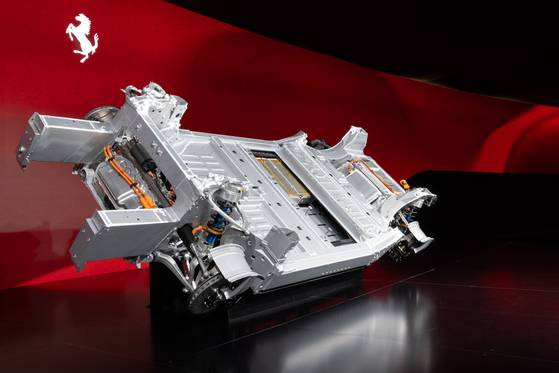 페라리가 9일(현지시간) 공개한 브랜드 첫 순수 전기차 ‘일레트리카(Elettrica)’ 플랫폼. [페라리]