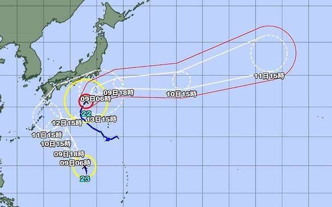 제22호 태풍 ‘할롱’이 일본 시즈오카현 이즈반도 인근에 접근하면서, 일본 기상청이 8일 이즈제도 일부 지역에 폭풍·파랑 특별경보를 발령했다. 태풍 할롱의 예상 이동 경로. /사진=뉴시스