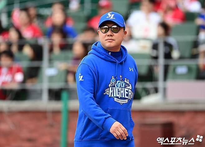박진만 감독이 이끄는 삼성 라이온즈가 9일 인천 SSG랜더스필드에서 열린 2025 신한 SOL Bank KBO 준플레이오프(5전 3승제) 1차전에서 SSG 랜더스를 5-2로 이겼다. 사진 박지영 기자